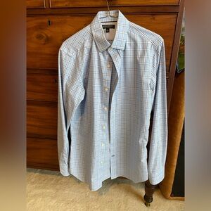 Banana Republic Non-Iron Tailored Slim Fit - Small